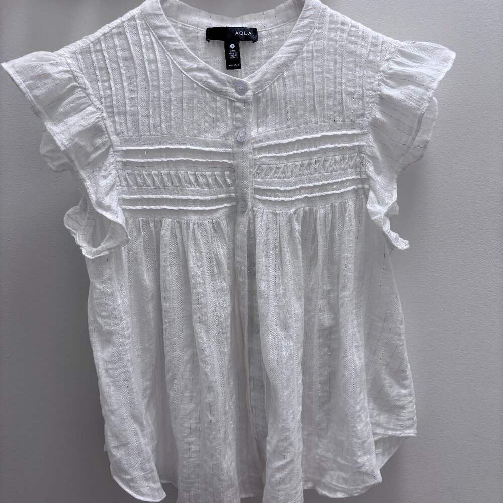 AQUA white textured stripe blouse in size Small.